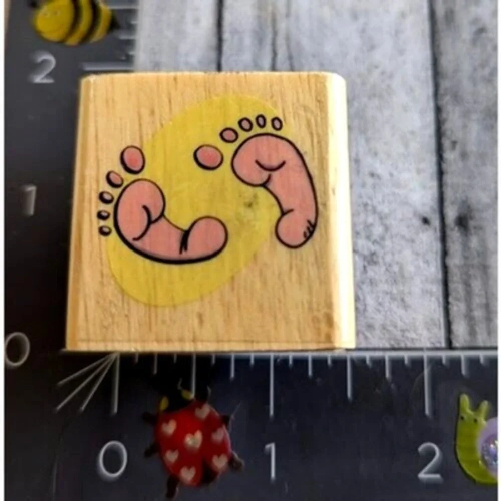 Greenbrier Baby Foot Prints Rubber Stamp Wood #D76